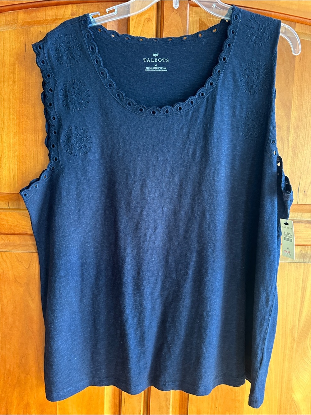Talbots 100% Cotton Navy Tank Top w/Eyelet Trim, Sleeveless, XL, 22” PTP, NWT